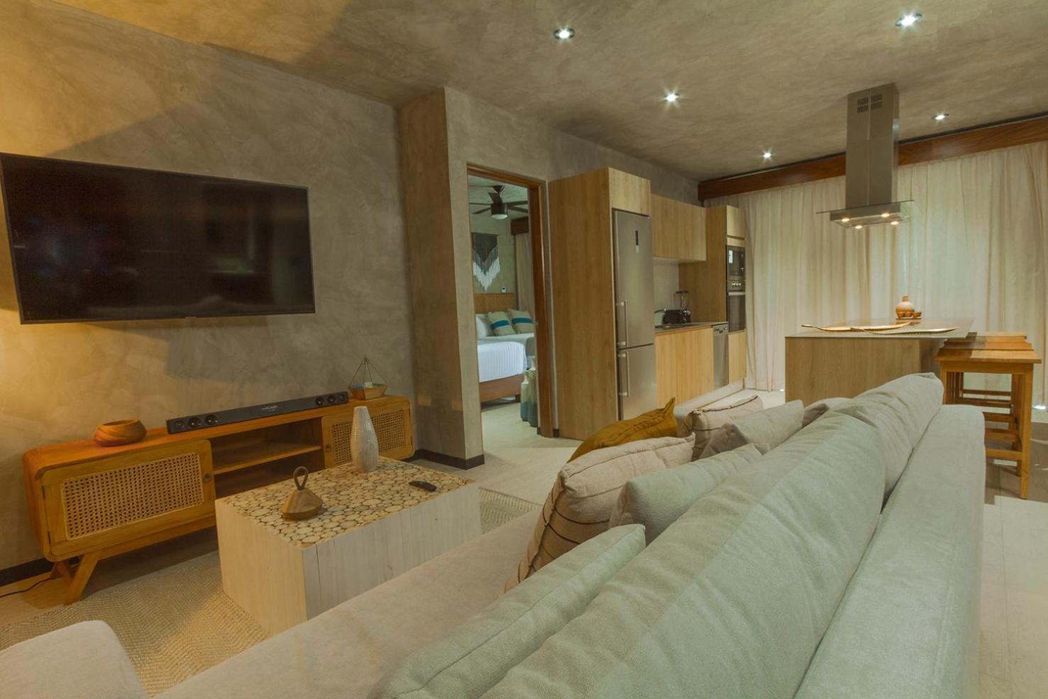 Aparthotel Devine Experience Modern Art 1bdrm Tuk *